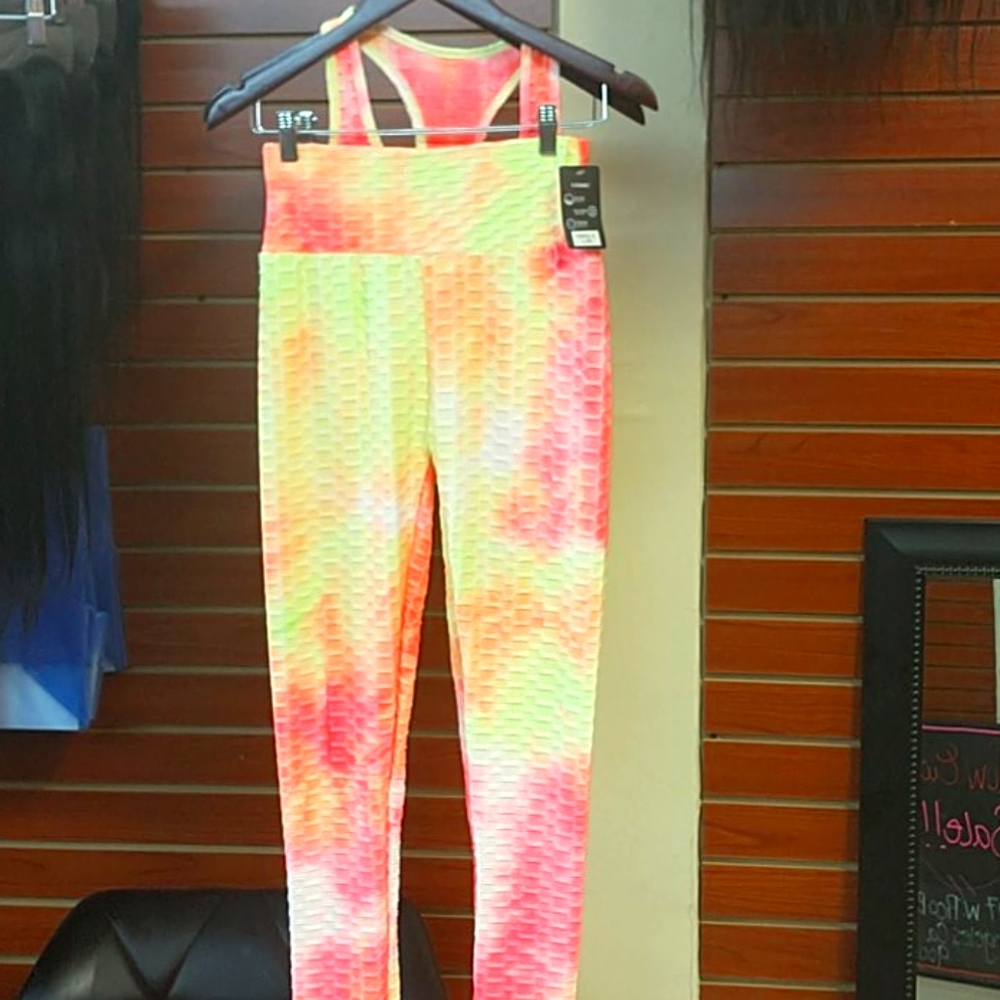 Two piece colorful comfortable outfit